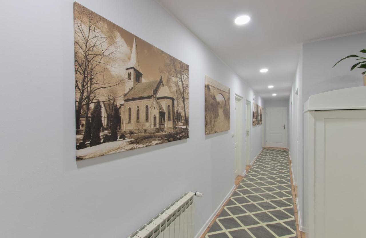 Zajazd Różany Laski (Kepno) Exterior foto